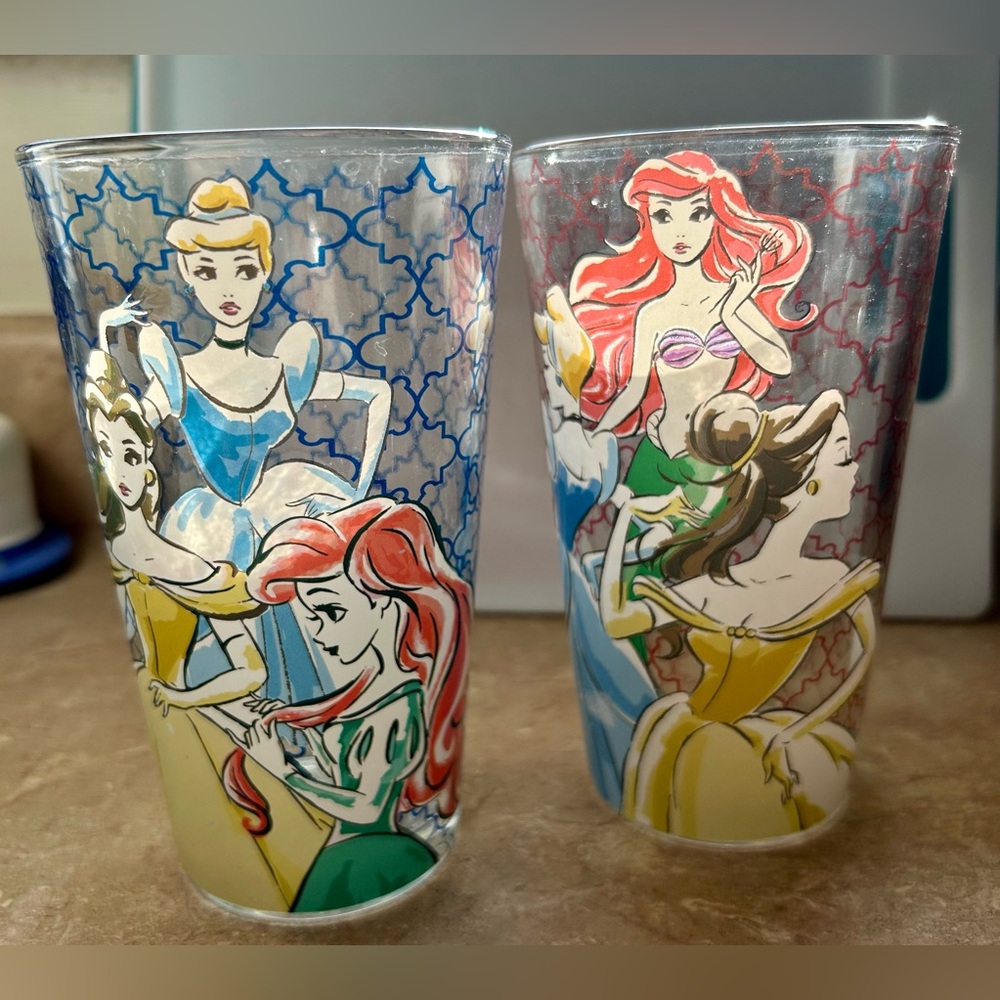 Vintage RARE Disney Princess 16 oz. Glass. Ariel Belle Set of 2